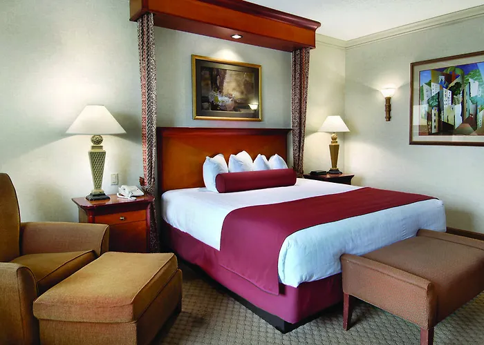 Harrah's & Casino - A Caesars Rewards Destination Hotel 4*